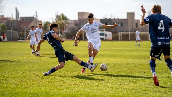 奥运会自由式滑雪赛场，精彩瞬间震撼观众